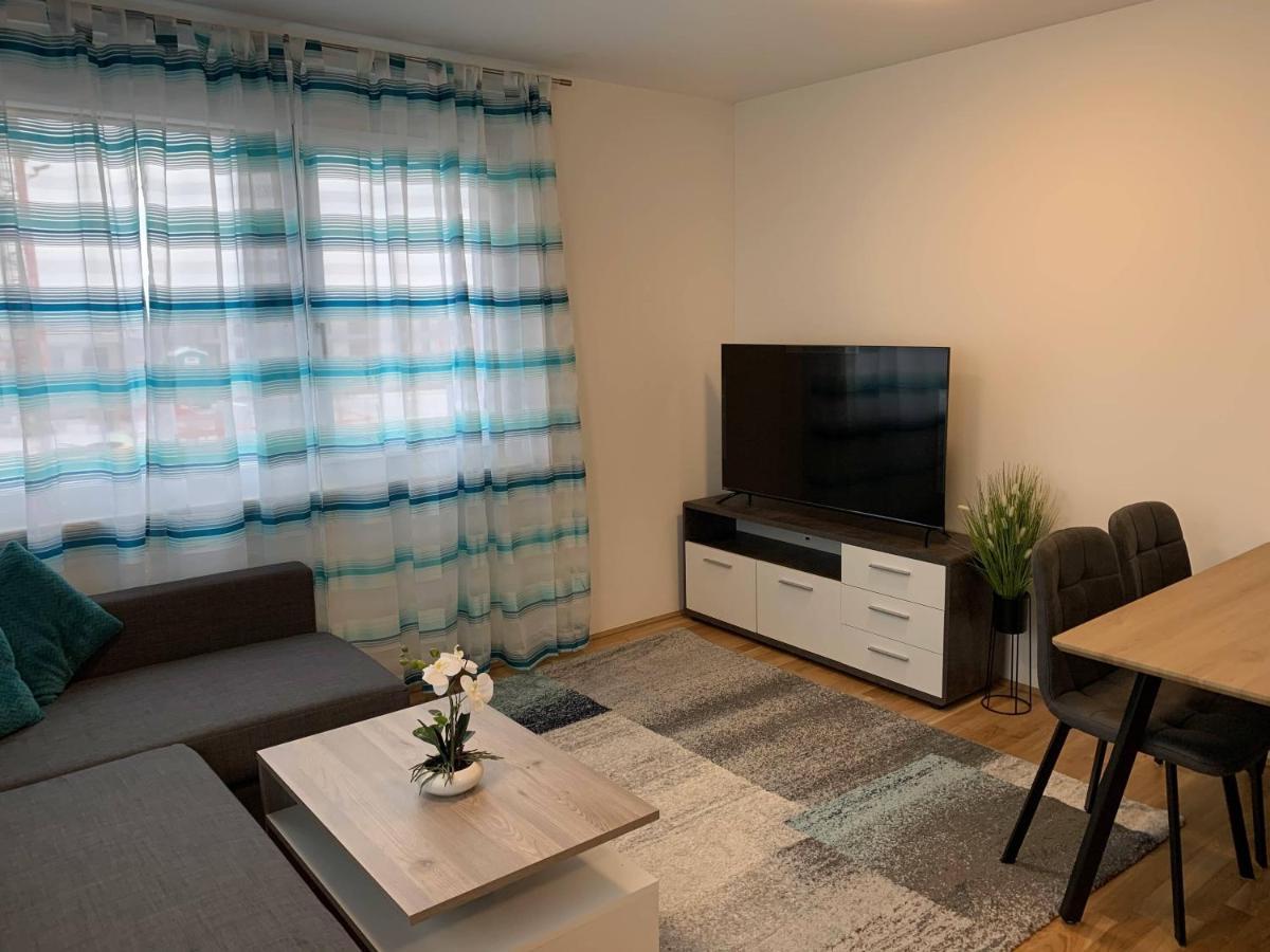 Modern Airconditioned City Apartment Close To Vic Bécs Kültér fotó