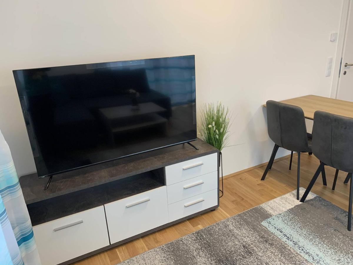 Modern Airconditioned City Apartment Close To Vic Bécs Kültér fotó